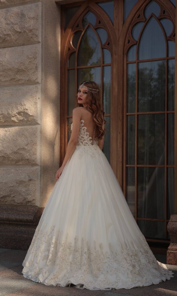 Simple perfection 1818 (1)